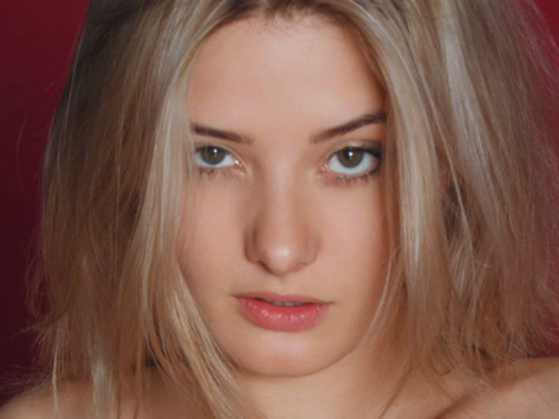 Edwige A Metart, Anna T Femjoy, Tatu Errotica