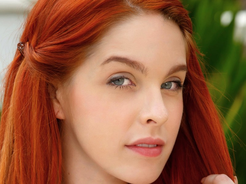 Amarna Miller