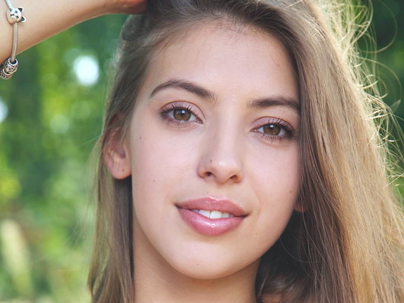 Avery Metart Avery nude Metart