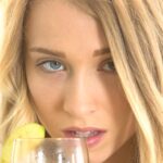 riley-anne Riley Anne Metart